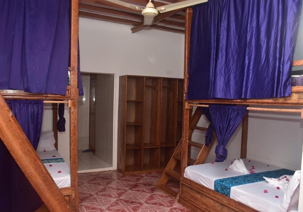 Utulivu Bungalow Нунгви Екстериор снимка