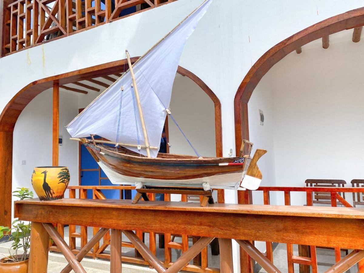 Utulivu Bungalow Нунгви Екстериор снимка