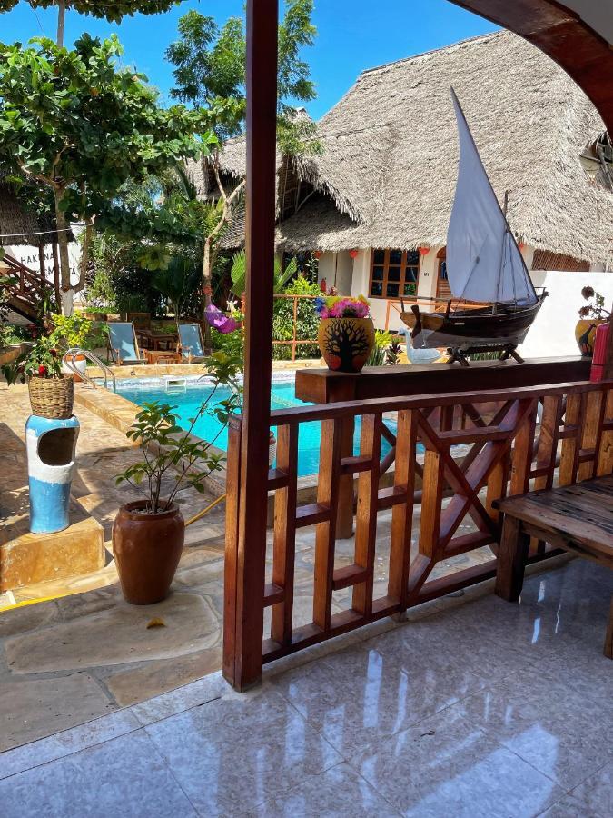 Utulivu Bungalow Нунгви Екстериор снимка